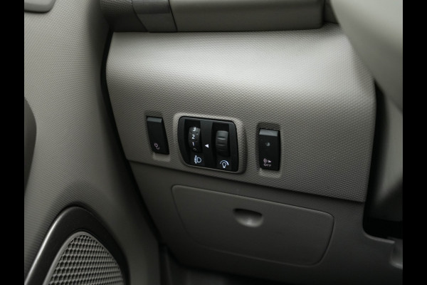 Renault ZOE R110 Bose 41 kWh (inclusive-Battery) {3-Fase}{SOH-85%} Aut.*LEATHER | BOSE-AUDIO | KEYLESS | CRUISE |  NAVI-FULLMAP | CAMERA | DIGI-COCKPIT | HEATED-COMFORTSEATS | ECC | PDC | FULL-LED | PRIVACYGLASS | 17"ALU*