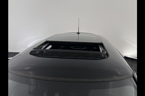 MINI Mini Electric Yours 33 kWh [ 3-Fase-11kW ] {SOH-100%} (INCL-BTW) Aut.* HEATPUMP | PANO | LEATHER | DIGI-COCKPIT | HEAD-UP | FULL-LED | NAVI-FULLMAP | HEATED-SPORTSEATS | DAB | CRUISE | HARMAN/KARDON | CAMERA | KEYLESS | AMBIENTLIGHT | 17"ALU*