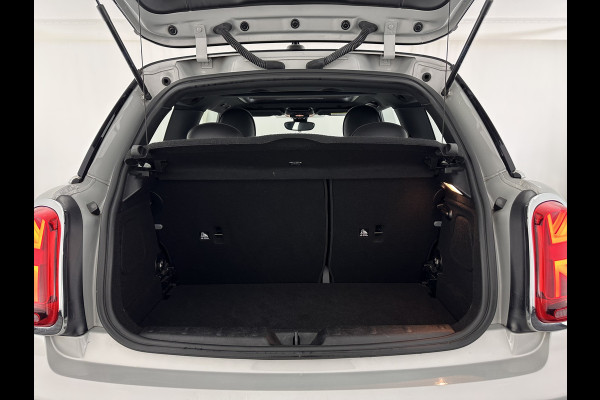 MINI Mini Electric Yours 33 kWh [ 3-Fase-11kW ] {SOH-100%} (INCL-BTW) Aut.* HEATPUMP | PANO | LEATHER | DIGI-COCKPIT | HEAD-UP | FULL-LED | NAVI-FULLMAP | HEATED-SPORTSEATS | DAB | CRUISE | HARMAN/KARDON | CAMERA | KEYLESS | AMBIENTLIGHT | 17"ALU*