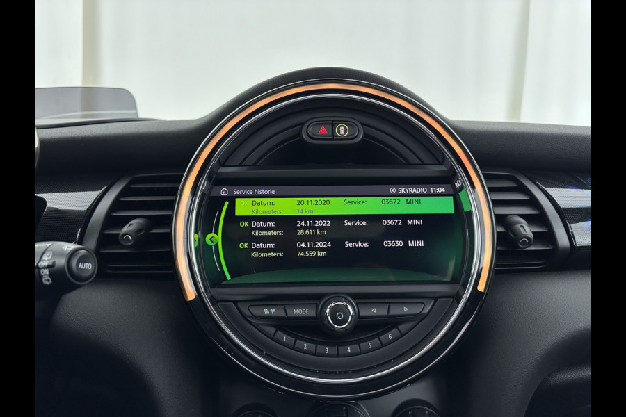 MINI Mini Electric Yours 33 kWh [ 3-Fase-11kW ] {SOH-100%} (INCL-BTW) Aut.* HEATPUMP | PANO | LEATHER | DIGI-COCKPIT | HEAD-UP | FULL-LED | NAVI-FULLMAP | HEATED-SPORTSEATS | DAB | CRUISE | HARMAN/KARDON | CAMERA | KEYLESS | AMBIENTLIGHT | 17"ALU*