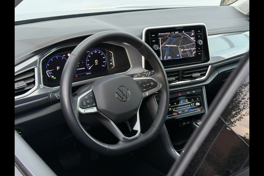 Volkswagen T-Roc 1.5 TSI Move | ACC | Camera | IQ Light | DAB+ | 18 inch