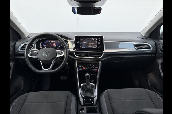 Volkswagen T-Roc 1.5 TSI Move | ACC | Camera | IQ Light | DAB+ | 18 inch