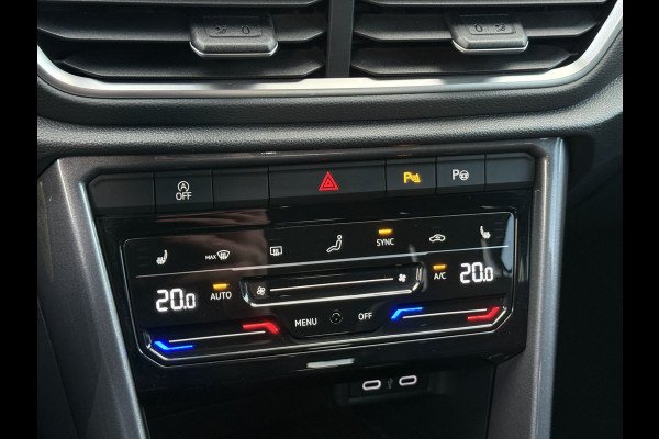 Volkswagen T-Roc 1.5 TSI Move | ACC | Camera | IQ Light | DAB+ | 18 inch