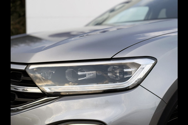 Volkswagen T-Roc 1.5 TSI Move | ACC | Camera | IQ Light | DAB+ | 18 inch