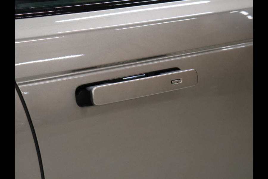 Land Rover Range Rover Velar 2.0 P400e Sport [MEMORY SEATS, APPLE CARPLAY, ANDROID, MERIDIAN SOUND, AANPASBARE RIJMODUS, 360 CAMERA, VOL LEDER, STOELVERWARMING, CRUISE, CLIMATE, NIEUWSTAAT]