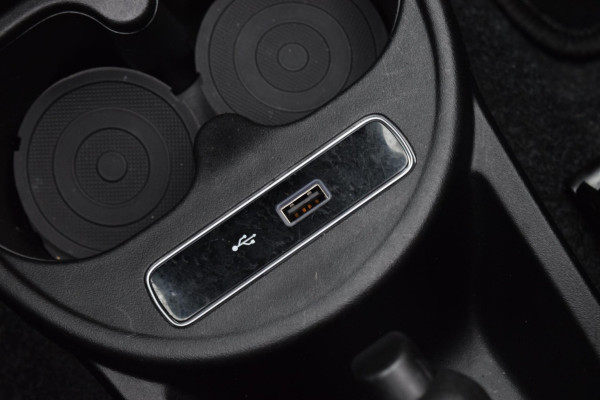 Fiat 500C 1.2 Lounge|Nav|Carplay|Cruise|16"|PDC|