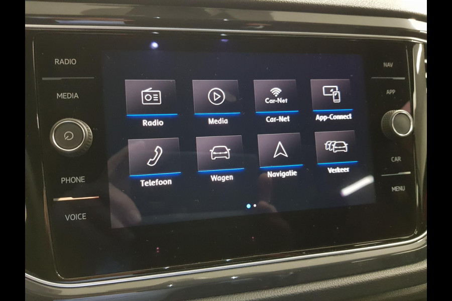 Volkswagen T-Roc 1.5 TSI 150pk DSG R-Line Sport | Navigatie | Virtual Cockpit | Climate Control | DAB | Electrische Achterklep | 18"LMV | Stoelverwarming