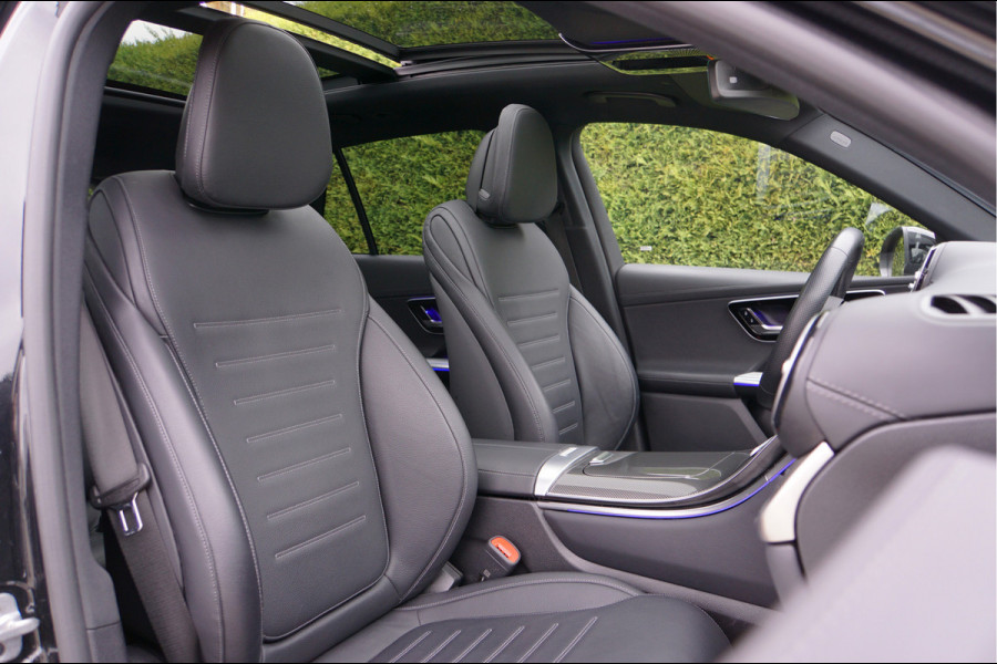 Mercedes-Benz GLC GLC 300 e 4MATIC AMG Line Night | Panorama Keyless Rijassistentie Leder