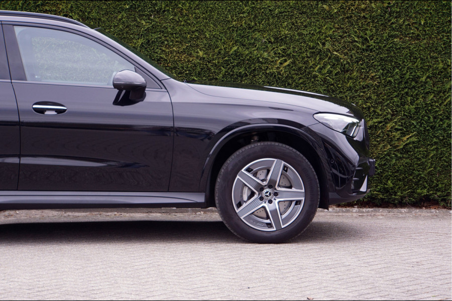 Mercedes-Benz GLC GLC 300 e 4MATIC AMG Line Night | Panorama Keyless Rijassistentie Leder