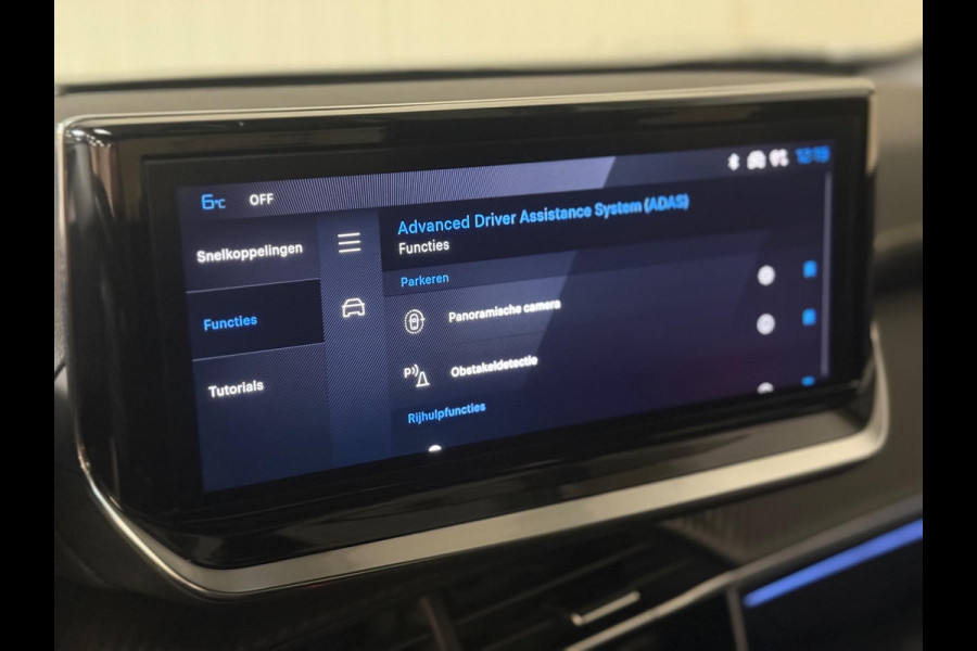 Peugeot 2008 1.2 PureTech GT Pack |Pano | 360 camera | cruise control