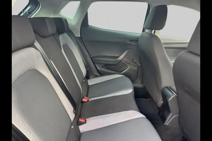 Seat Ibiza 1.0 TSI Style Business Intense  automaat | navigatie | climae control | trekhaak