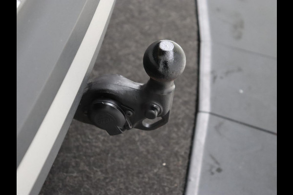 Volkswagen ID.4 Max 77 kWh | Panoramadak | Stoelverwarming | Head-Up | Warmtepomp | 360 Camera | Trekhaak | Sfeerverlichting | Half leder | Matrix LED | Carplay | Adaptive cruise | Memory | Keyless | Massage