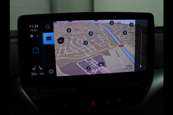 Volkswagen ID.4 Max 77 kWh | Panoramadak | Stoelverwarming | Head-Up | Warmtepomp | 360 Camera | Trekhaak | Sfeerverlichting | Half leder | Matrix LED | Carplay | Adaptive cruise | Memory | Keyless | Massage