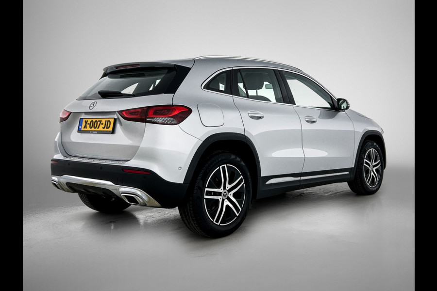 Mercedes-Benz GLA 250 e Business Solution Luxury Limited Lichtmetalen velgen | Navigatie | Parking support met camera achter | Inclusief 24 maanden MB Certified garantie voor Europa.