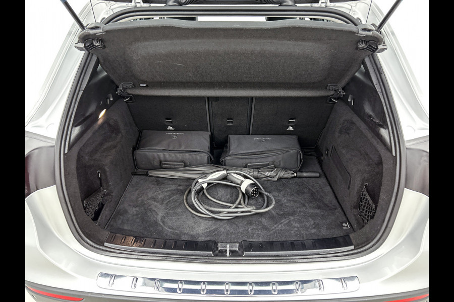 Mercedes-Benz GLA 250 e Business Solution Luxury Limited Lichtmetalen velgen | Navigatie | Parking support met camera achter | Inclusief 24 maanden MB Certified garantie voor Europa.