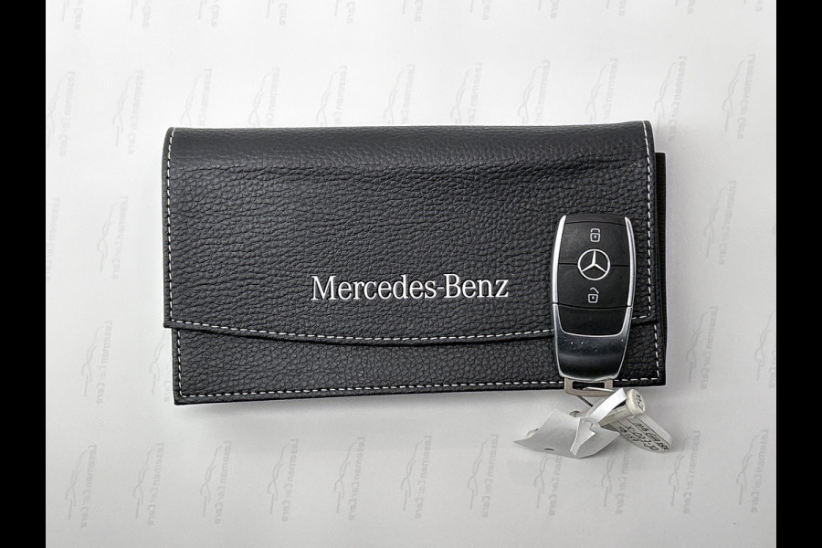 Mercedes-Benz GLA 250 e Business Solution Luxury Limited Lichtmetalen velgen | Navigatie | Parking support met camera achter | Inclusief 24 maanden MB Certified garantie voor Europa.