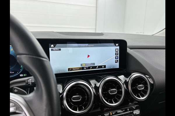 Mercedes-Benz GLA 250 e Business Solution Luxury Limited Lichtmetalen velgen | Navigatie | Parking support met camera achter | Inclusief 24 maanden MB Certified garantie voor Europa.