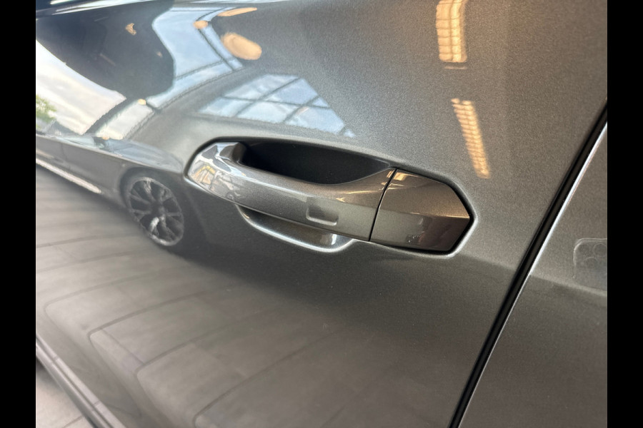 Audi RSQ8 4.0 TFSI quattro Pano|Keramisch|HuD|B&O|360Cam|VOL