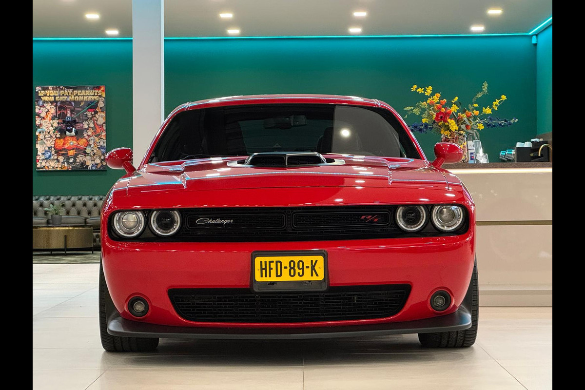Dodge Challenger 6.4 V8 HEMI SRT 392 R/T Shaker Super Track Pak