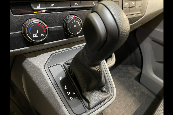 Volkswagen Transporter 2.0 TDI L1H1 Comfortline 150 PK DSG Airco Cruise Control Stoelverwarming Trekhaak 2X Schuifdeur Achterklep