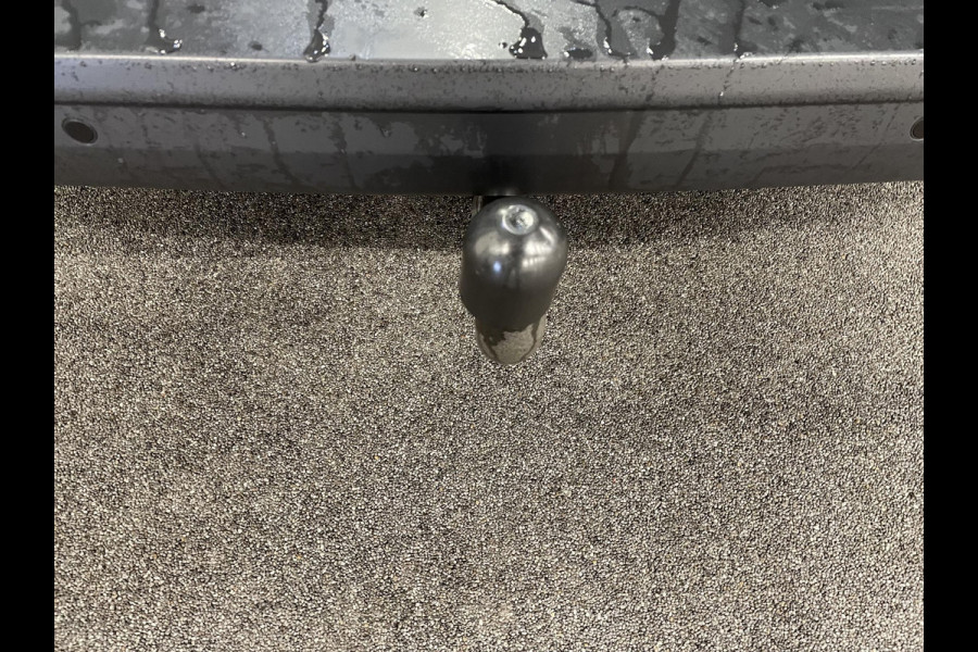 Volkswagen Transporter 2.0 TDI L1H1 Comfortline 150 PK DSG Airco Cruise Control Stoelverwarming Trekhaak 2X Schuifdeur Achterklep