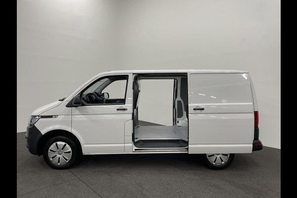 Volkswagen Transporter 2.0 TDI L1H1 Comfortline 150 PK DSG Airco Cruise Control Stoelverwarming Trekhaak 2X Schuifdeur Achterklep