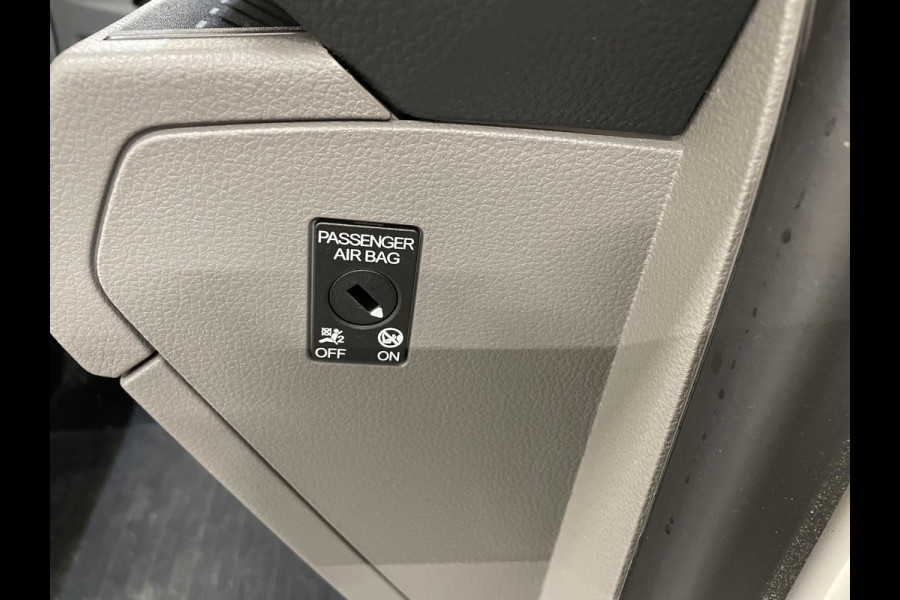 Volkswagen Transporter 2.0 TDI L1H1 Comfortline 150 PK DSG Airco Cruise Control Stoelverwarming Trekhaak 2X Schuifdeur Achterklep