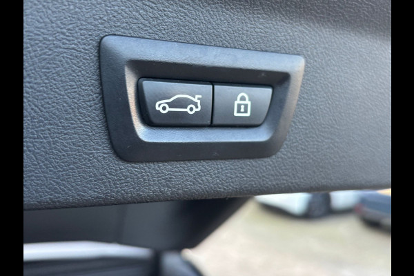 BMW X3 xDrive20d High Executive | Head Up Display | Stuur Verwarming | Sfeerverlichting | Leer