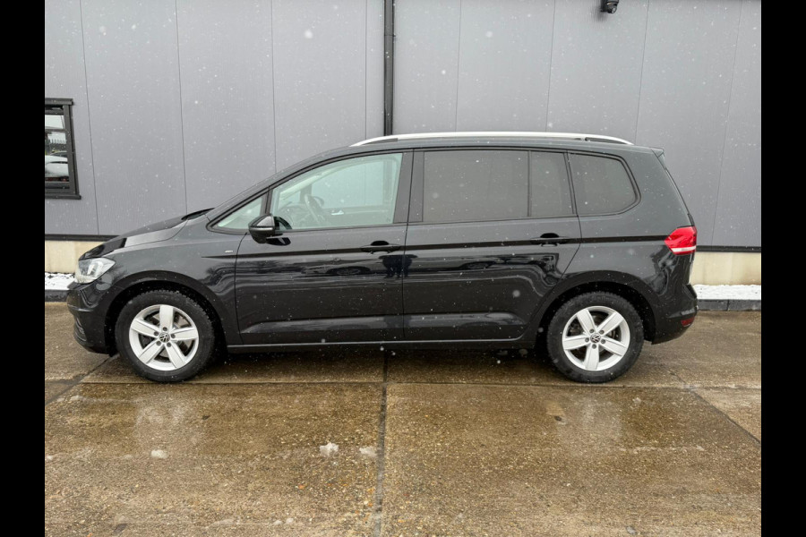 Volkswagen Touran 1.5 TSI Comfortline Business 7p NAVI - ACC - STOELVERW.