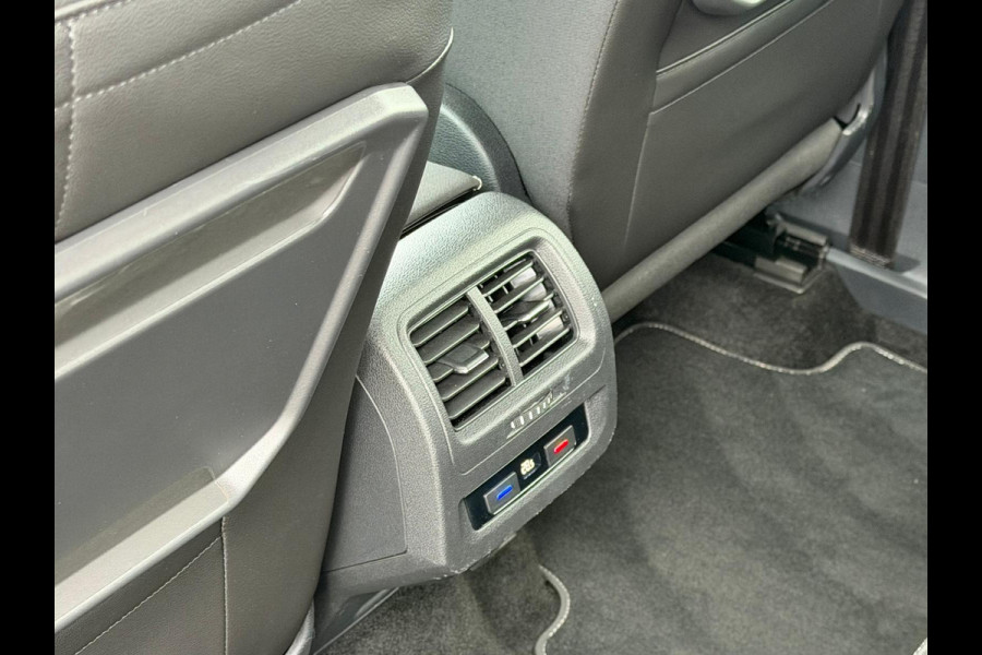 Volkswagen Touran 1.5 TSI Comfortline Business 7p NAVI - ACC - STOELVERW.