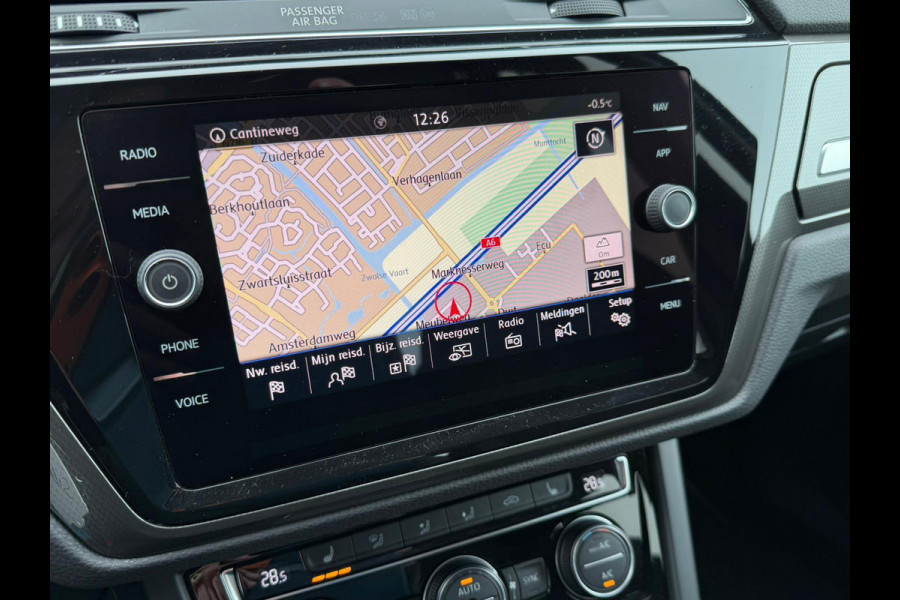 Volkswagen Touran 1.5 TSI Comfortline Business 7p NAVI - ACC - STOELVERW.