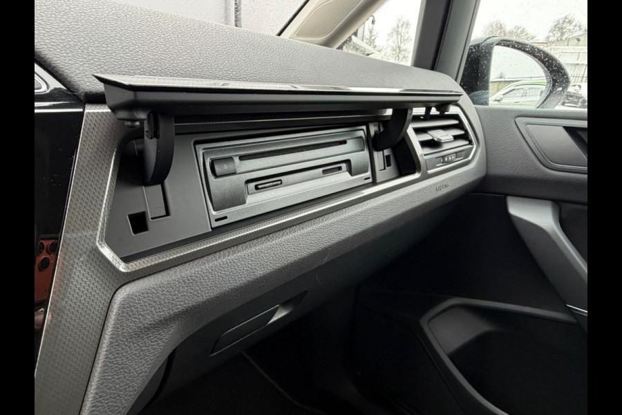 Volkswagen Touran 1.5 TSI Comfortline Business 7p NAVI - ACC - STOELVERW.