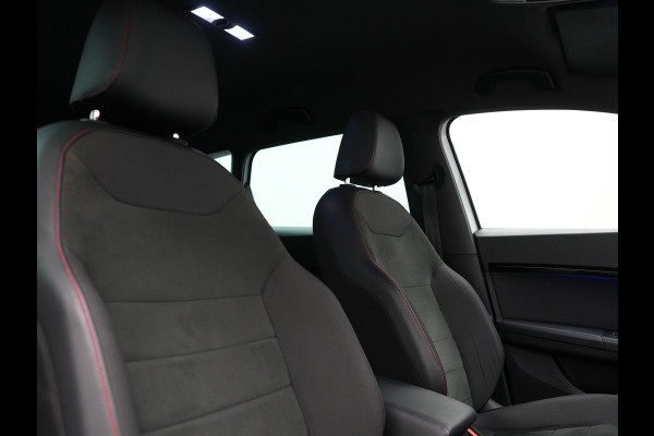 Seat Ateca 1.5 TSI FR DSG 150pk Dealer O.H. | Trekhaak Af Fabriek | Camera | Beats Audio | 19"L.M | Alcantara Sportstoelen Verwarmd | Sfeerverlichting | Apple Carplay | Keyless | Navigatie | DAB | Cruise Control |
