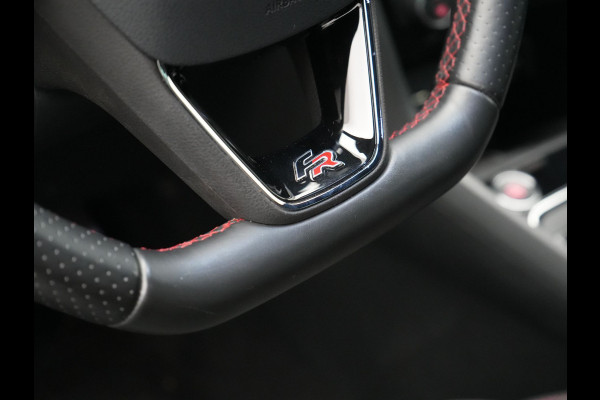 Seat Ateca 1.5 TSI FR DSG 150pk Dealer O.H. | Trekhaak Af Fabriek | Camera | Beats Audio | 19"L.M | Alcantara Sportstoelen Verwarmd | Sfeerverlichting | Apple Carplay | Keyless | Navigatie | DAB | Cruise Control |