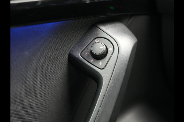 Seat Ateca 1.5 TSI FR DSG 150pk Dealer O.H. | Trekhaak Af Fabriek | Camera | Beats Audio | 19"L.M | Alcantara Sportstoelen Verwarmd | Sfeerverlichting | Apple Carplay | Keyless | Navigatie | DAB | Cruise Control |