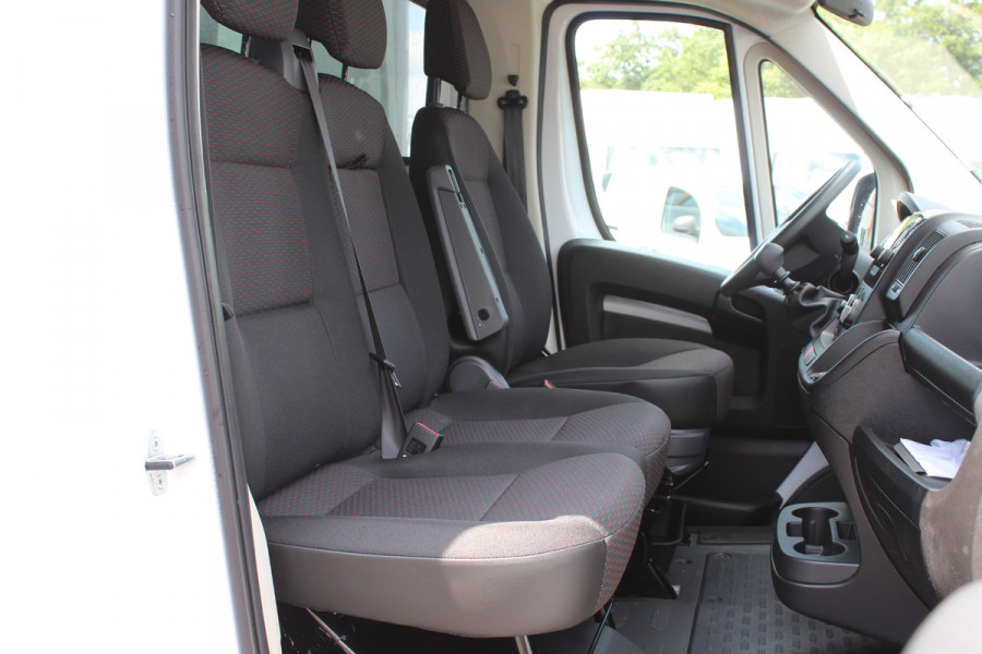 Opel Movano Bakwagen met klep, Airco, Zijdeur Dhollandia laadklep, Cruise control, Airco Meubelbak, Laadlift