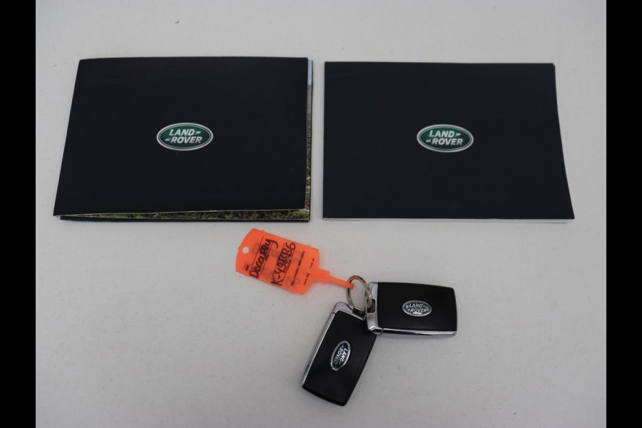 Land Rover Discovery Sport P300e 1.5 R-Dynamic | Leder | Stoelverwarming | Trekhaak | Carplay | Meridian Sound | Camera | 20'' | Full LED | Navigatie | Getint glas | Cruise control