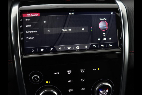 Land Rover Discovery Sport P300e 1.5 R-Dynamic | Leder | Stoelverwarming | Trekhaak | Carplay | Meridian Sound | Camera | 20'' | Full LED | Navigatie | Getint glas | Cruise control