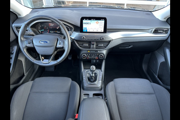 Ford FOCUS Wagon 1.5 EcoB. Tit. Bns WINTERPACK! TREKHAAK! ALL-SEASON! KEYLESS!