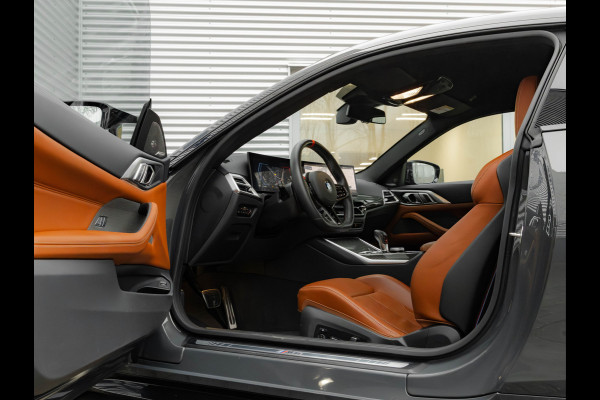 BMW 4 Serie Coupé M4 xDrive Competition - Carbon Brakes - M-Driver Pack - Stoelventilatie