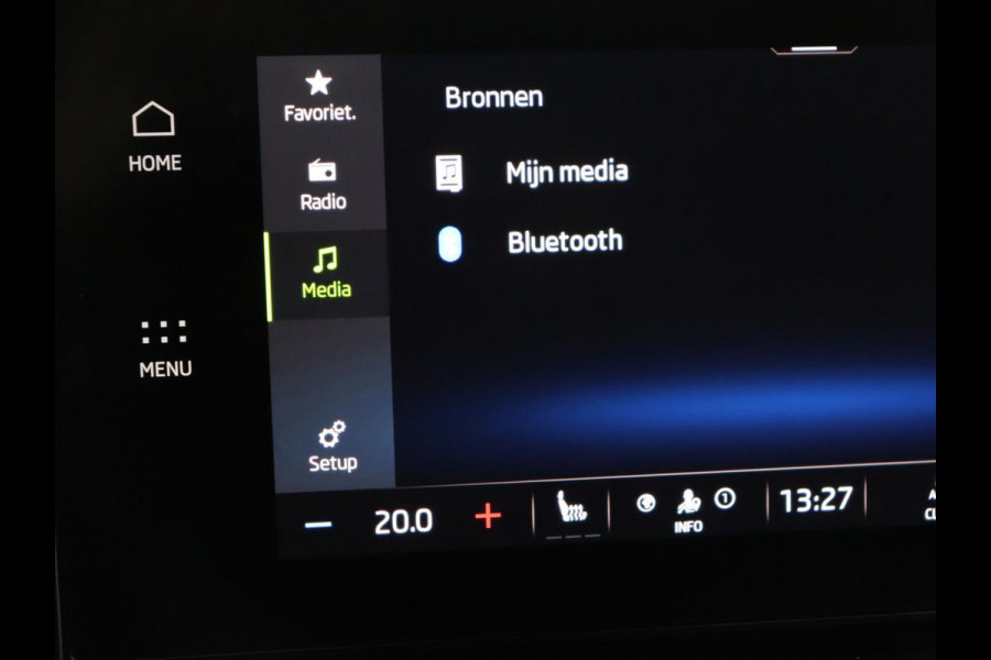 Škoda Octavia 1.5 TSI Business Edition Plus | Stoelverwarming | Trekhaak | Adaptive cruise | Keyless | Full LED | Parkeerhulp | Climate control