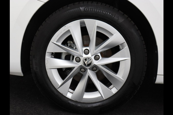 Škoda Octavia 1.5 TSI Business Edition Plus | Stoelverwarming | Trekhaak | Adaptive cruise | Keyless | Full LED | Parkeerhulp | Climate control