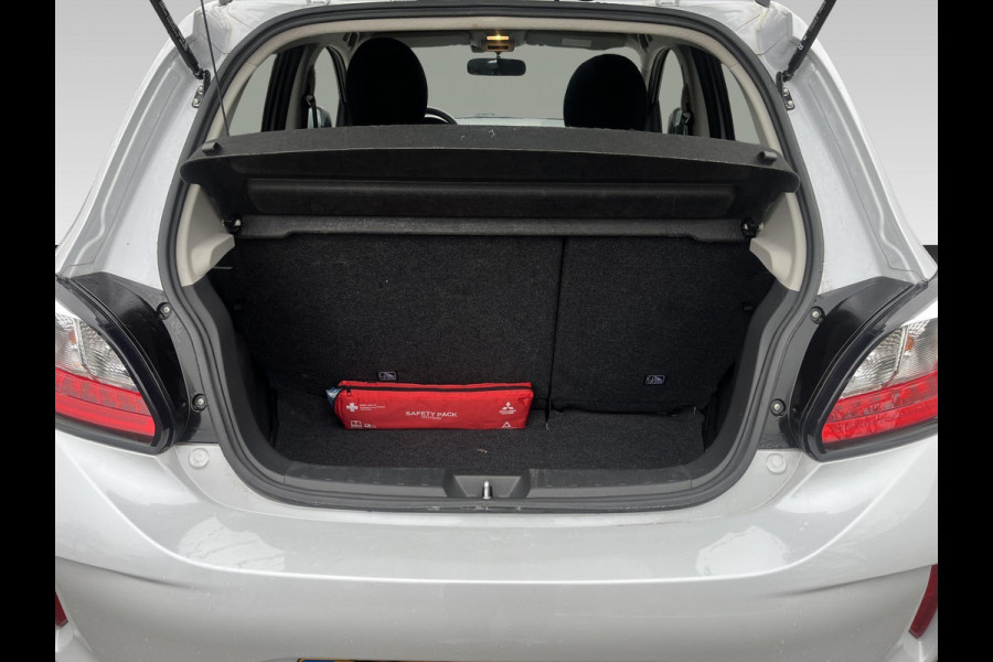 Mitsubishi Space Star 1.2 Dynamic | All Season Banden