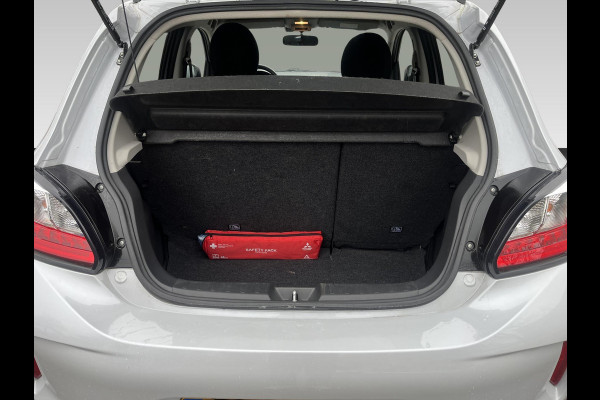 Mitsubishi Space Star 1.2 Dynamic | All Season Banden