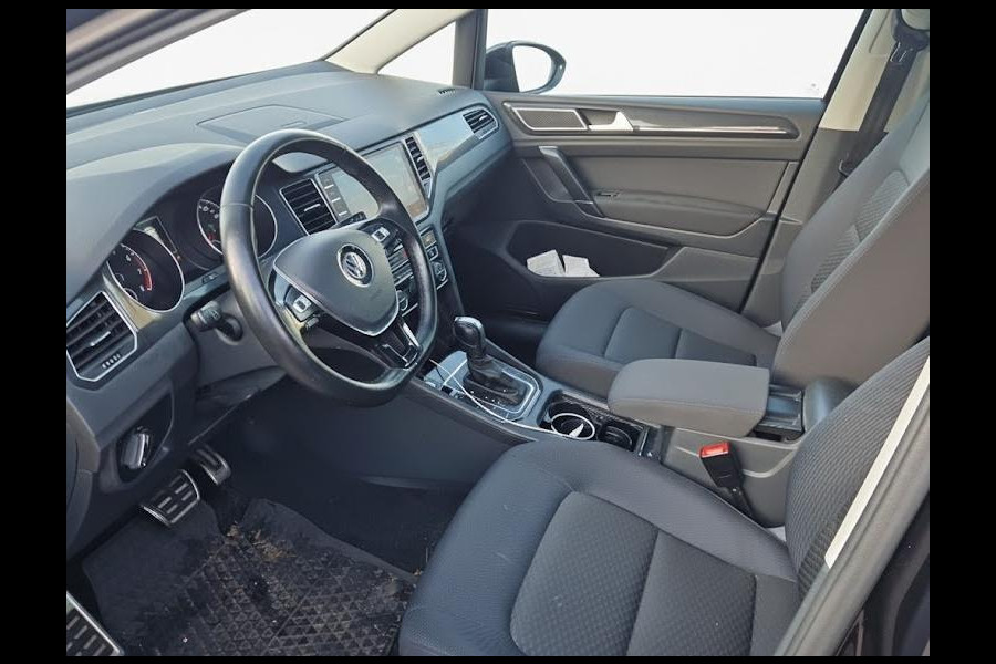 Volkswagen Golf Sportsvan 1.5 TSI ACT Highline 150pk DSG| Pano| Navi| 17'LMvelgen| Camera|  Parksensors| 35% extra getint glas