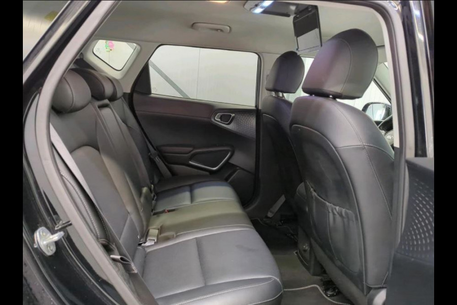 Kia e-Soul 150kW / 64kWh Executive line / Leder / TV. DVD scherm A./ Pdc+Camera / Xenon / Navigatie / Airco-ecc. / Apk 12-2026