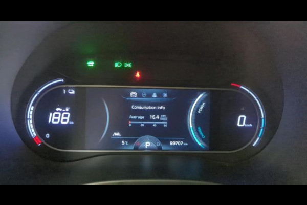 Kia e-Soul 150kW / 64kWh Executive line / Leder / TV. DVD scherm A./ Pdc+Camera / Xenon / Navigatie / Airco-ecc. / Apk 12-2026