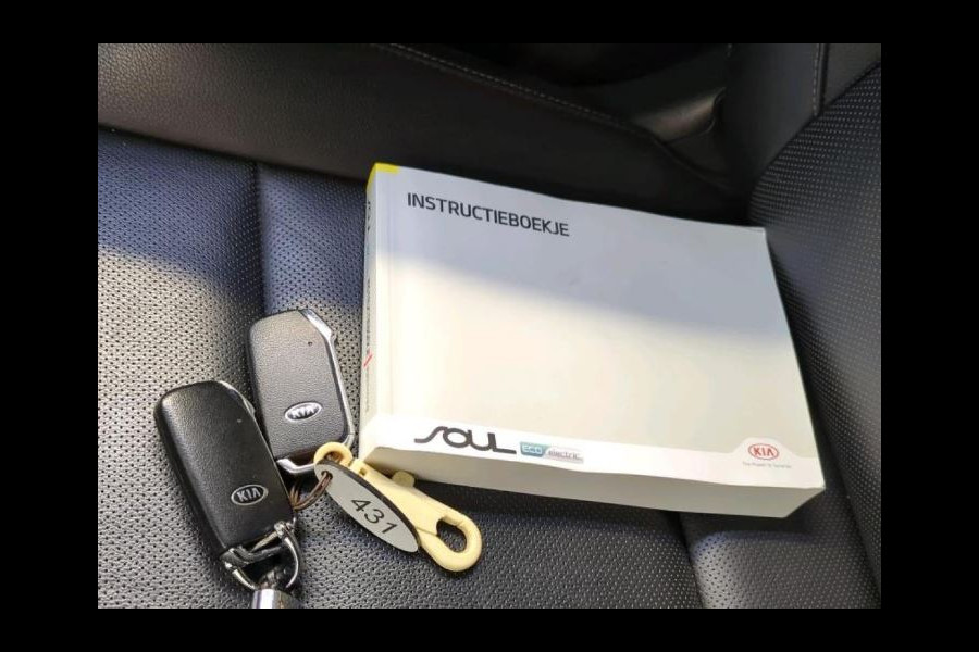Kia e-Soul 150kW / 64kWh Executive line / Leder / TV. DVD scherm A./ Pdc+Camera / Xenon / Navigatie / Airco-ecc. / Apk 12-2026