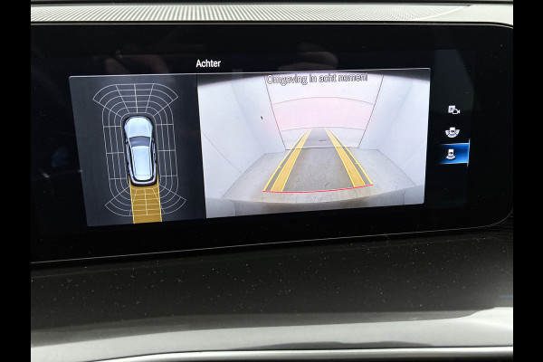 Mercedes-Benz EQC 400 4MATIC Business Solution 80 kWh (SFEERVERRLICHTING, CAMERA, ADAPTIVE CRUISE, STOELVERWARMING, DODEHOEK)