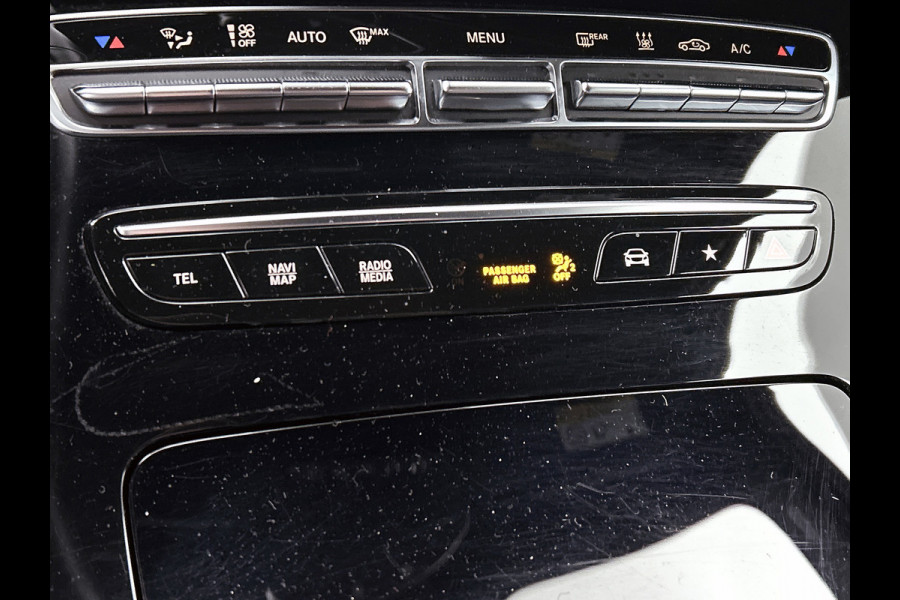Mercedes-Benz EQC 400 4MATIC Business Solution 80 kWh (SFEERVERRLICHTING, CAMERA, ADAPTIVE CRUISE, STOELVERWARMING, DODEHOEK)